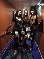 Kiss Kruise IV 